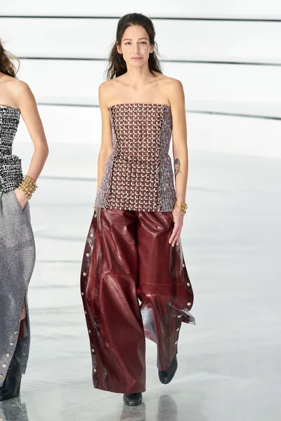 Look 38